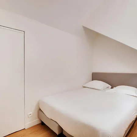 Cosy Center Of
